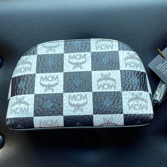 MCM NWT MENS AREN CHECKERBOARD VISETOS MONOGRAM MED COSMETIC BAG, NAPPA LEATHER - Picture 7 of 10